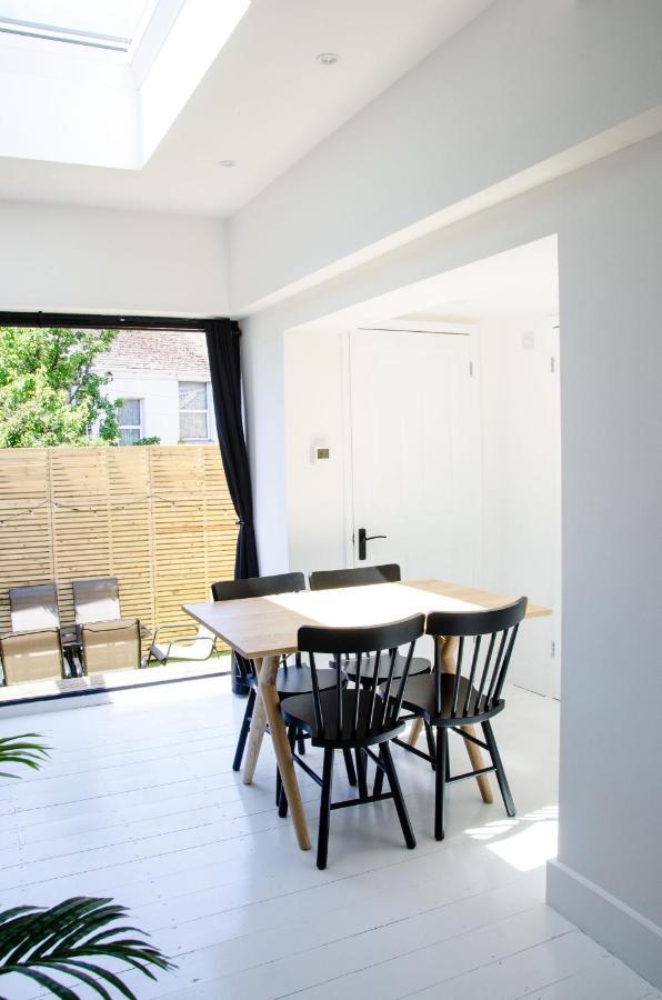 Boutique Getaway, Edge Of Old Town- 4min Walk To Holiday home *